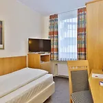 Partner Central-hotel 호텔 3*