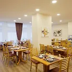 Hotel Partner Central-hotel 3*