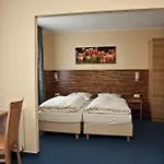 Hotel Partner Central-hotel 3*