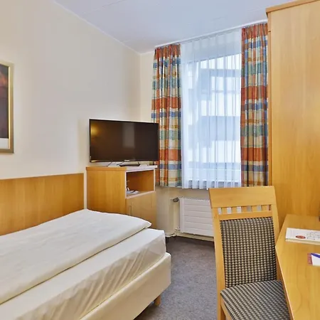 Partner Central-hotel فندق 3*