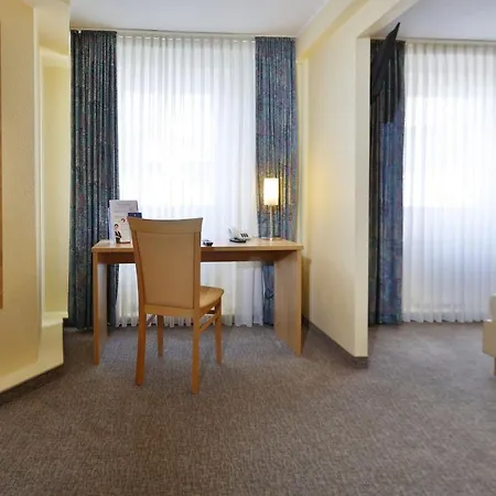 Partner Central-hotel 3*