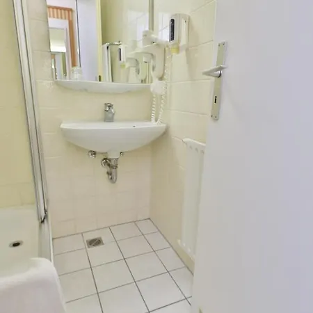 Partner Central-hotel 3*