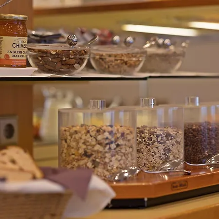 酒店 Partner Central-hotel 3*