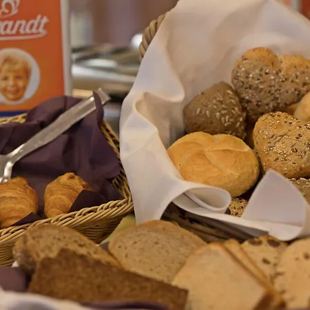 Partner Central-hotel 3* 伍珀塔尔