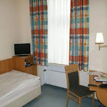 Partner Central-hotel 3* ヴッパータール