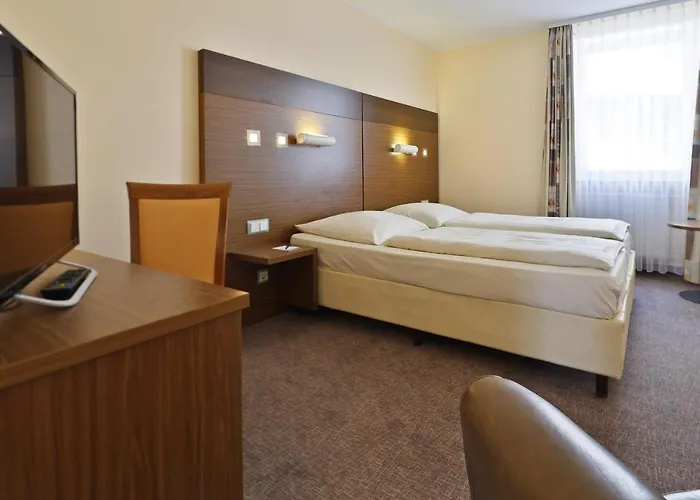 Partner Central-hotel 3*