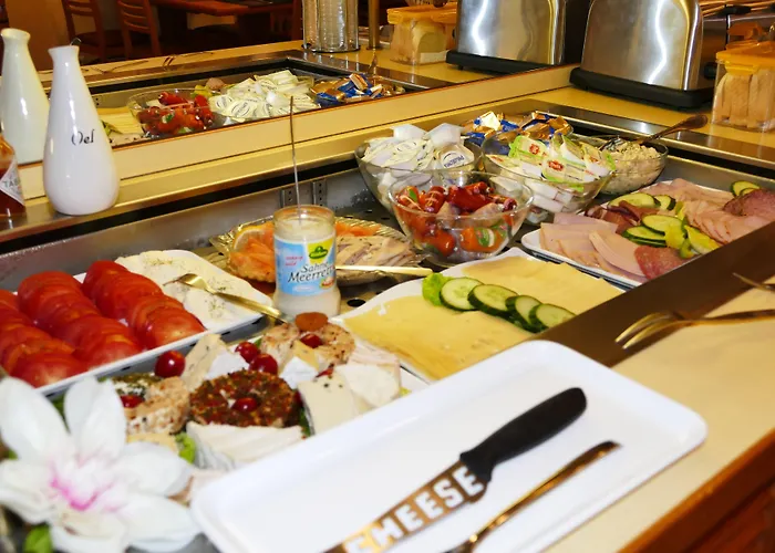 Partner Central-hotel 3*