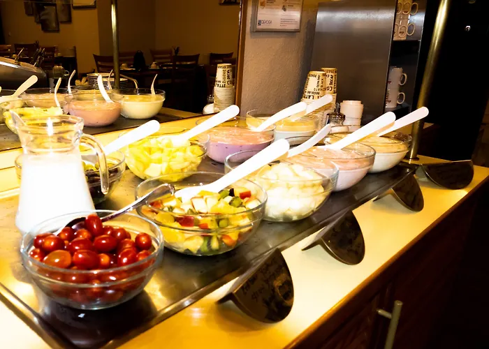 Partner Central-hotel Hotel