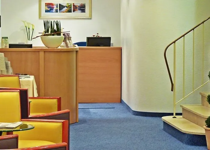 Partner Central-hotel Hotel 3*